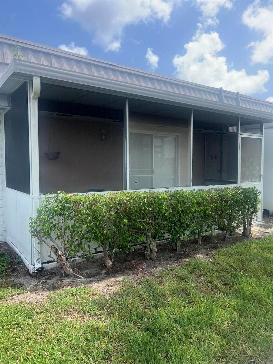 62 Valencia C, Delray Beach, FL 33446