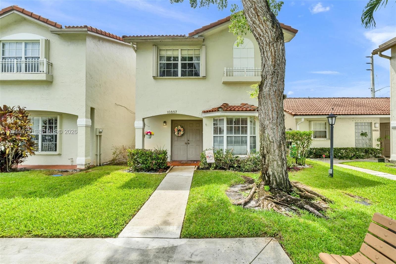10857 NW 8th St, Pembroke Pines, FL 33026