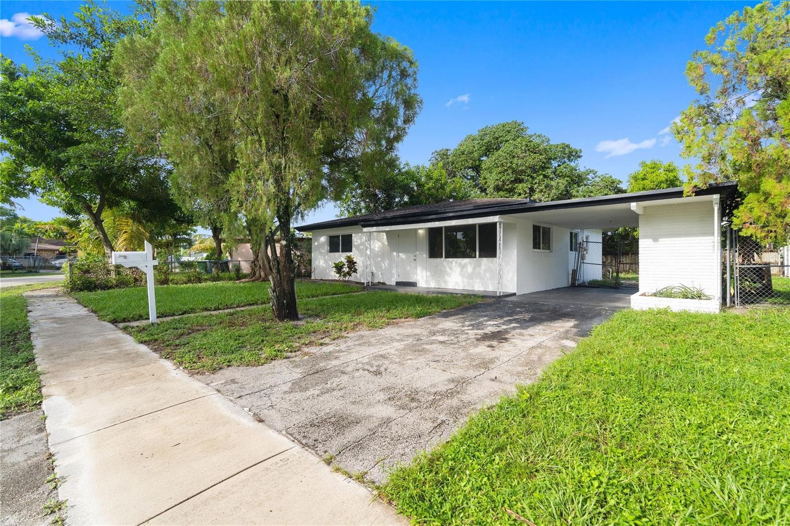 2001 NW 14th Avenue, Fort Lauderdale, FL 33311