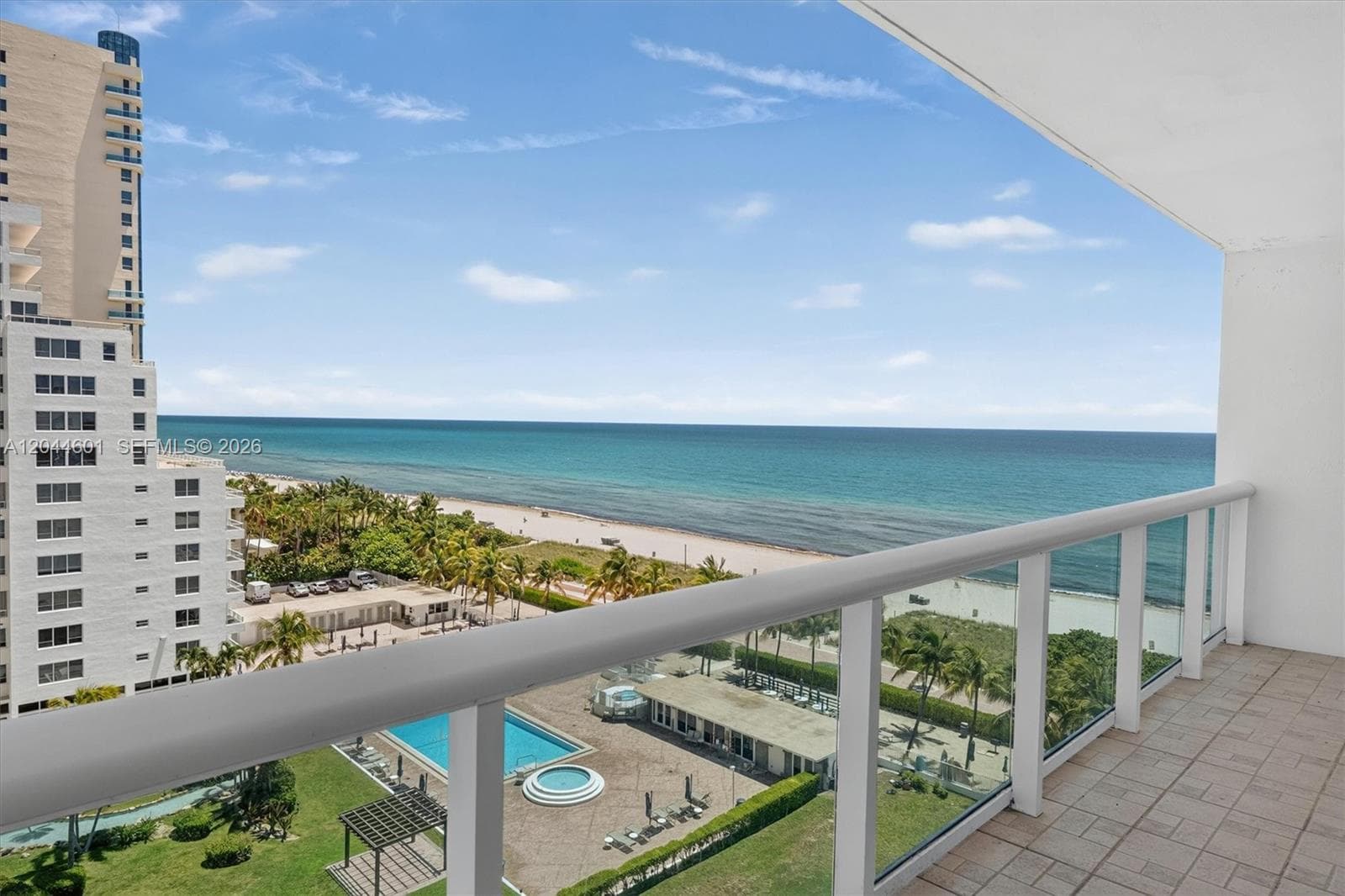 5001 Collins Ave # 9H, Miami Beach, FL 33140