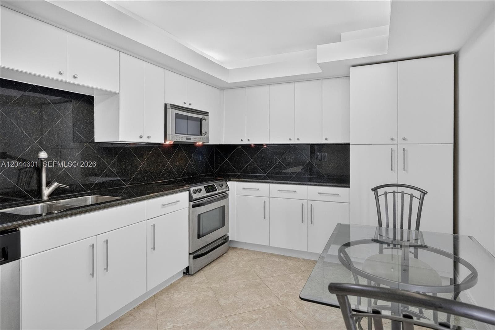5001 Collins Ave # 9H, Miami Beach, FL 33140 photo 4