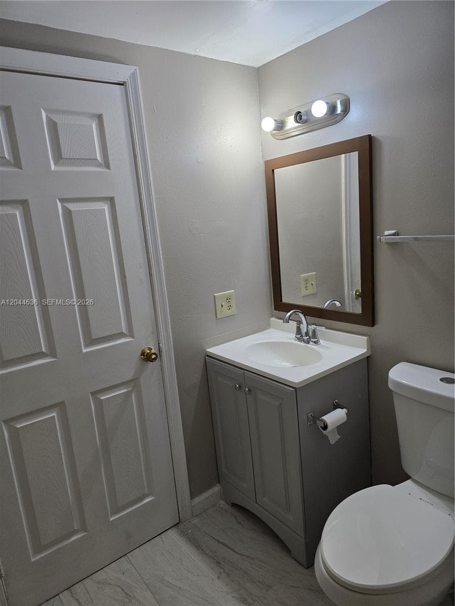 111 San Remo Blvd, North Lauderdale, FL 33068 photo 2