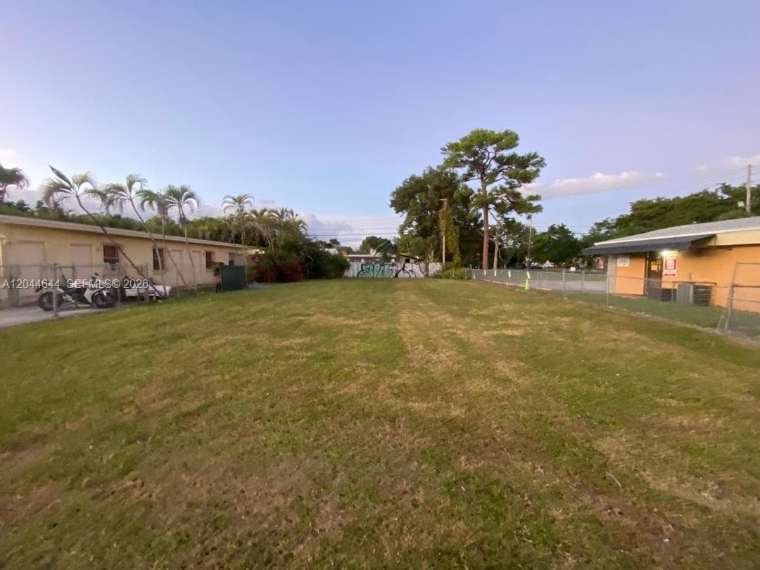3021 W Flagler St, Miami, FL 33135 photo 4