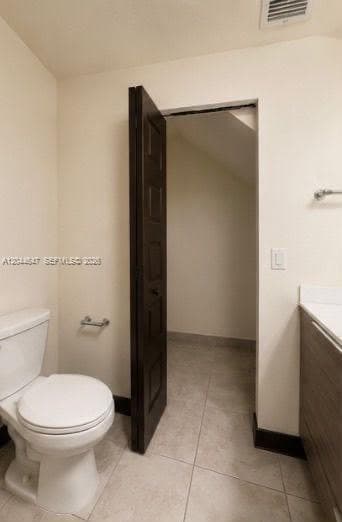 15668 NW 91st Ct, Miami Lakes, FL 33018 photo 2