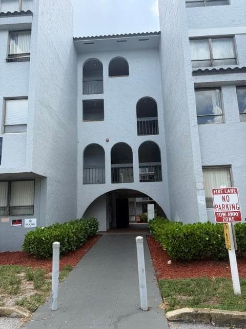 1750 N Congress Avenue # 207, West Palm Beach, FL 33401