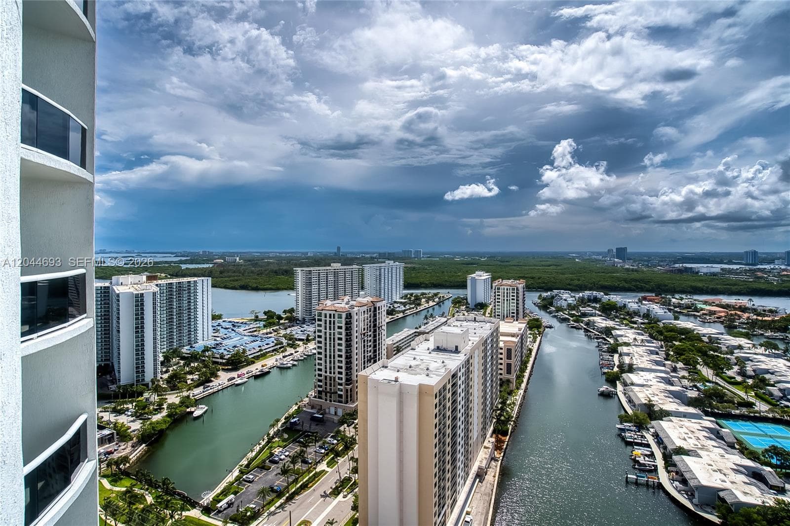 16001 Collins Ave # 2605, Sunny Isles Beach, FL 33160
