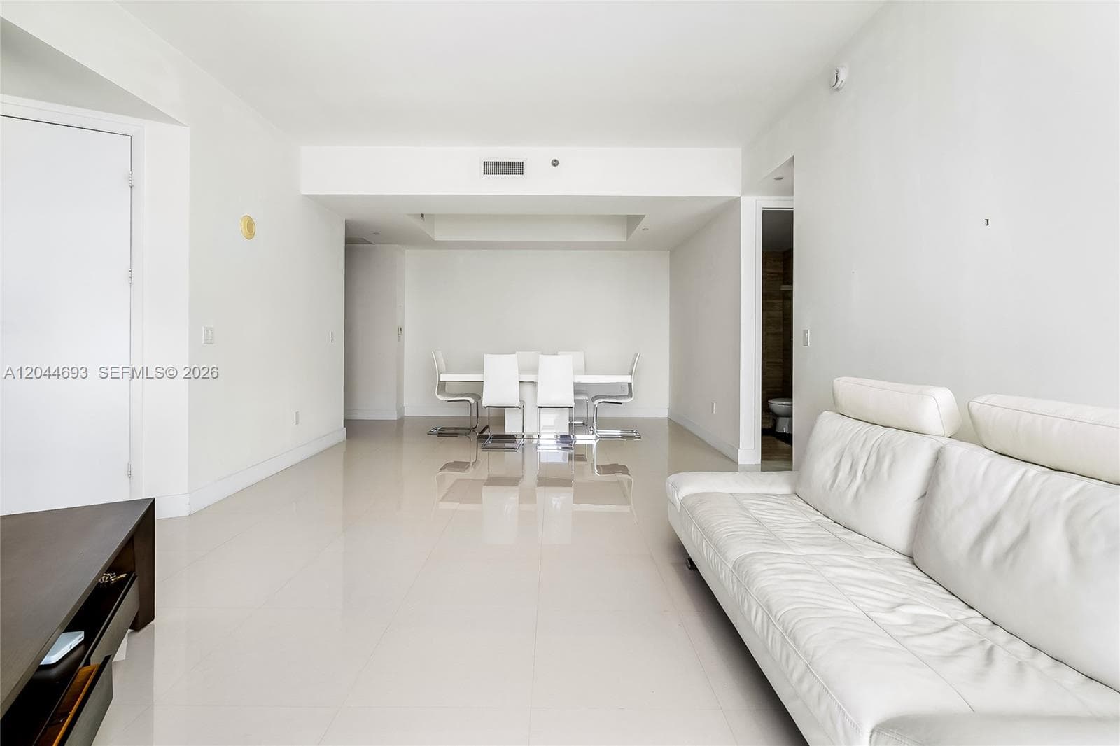 16001 Collins Ave # 2605, Sunny Isles Beach, FL 33160 photo 4