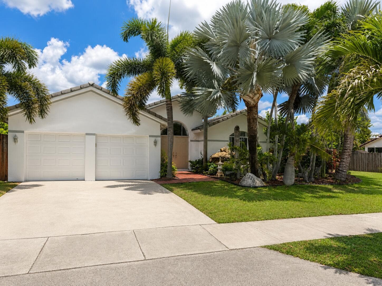 17202 SW 149th Place, Miami, FL 33187 photo 2
