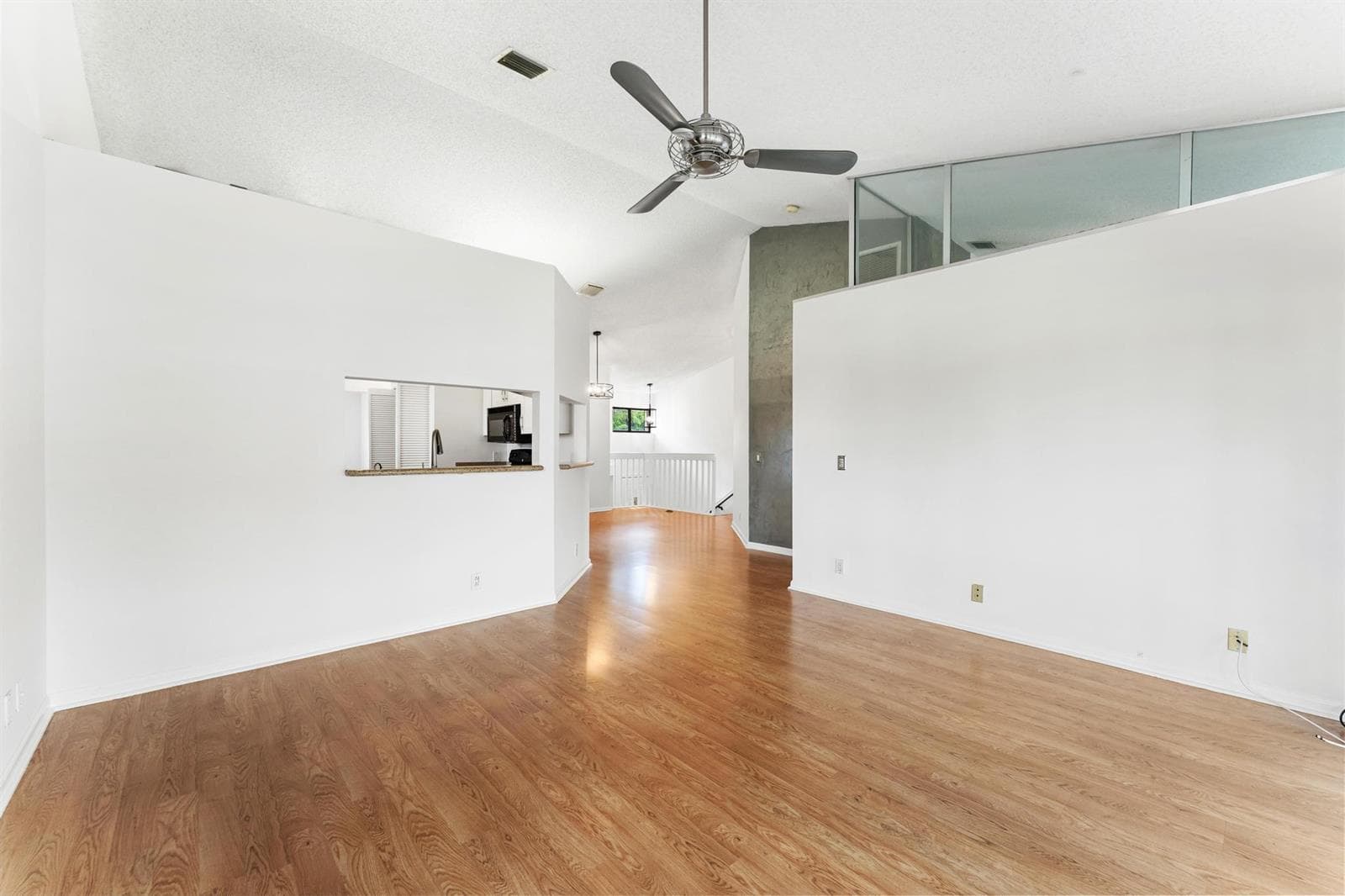 18 Vía De Casas Sur # 205, Boynton Beach, FL 33426 photo 5