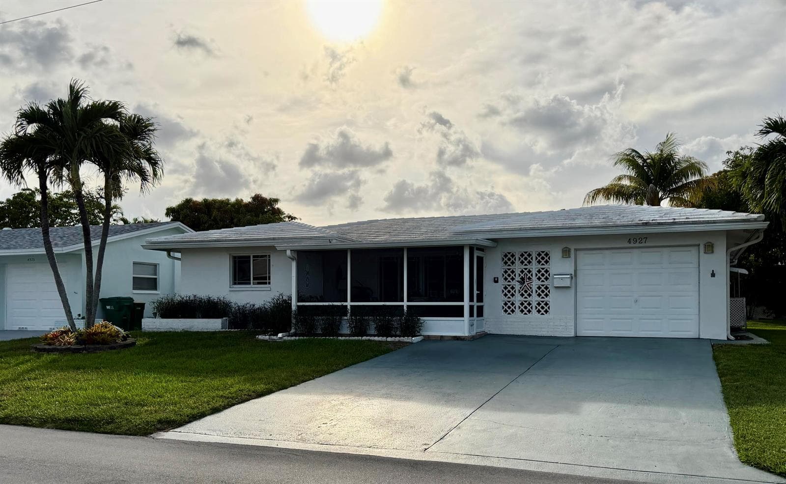 4927 NW 47th Terrace, Tamarac, FL 33319 photo 2