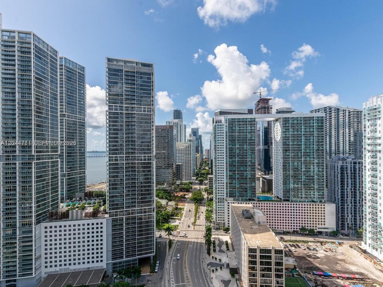 200 Biscayne Boulevard Way # 3102, Miami, FL 33131
