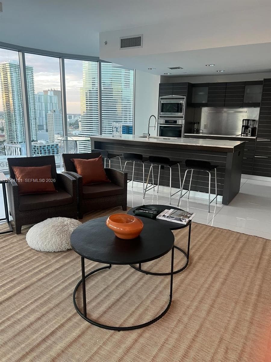 200 Biscayne Boulevard Way # 3102, Miami, FL 33131 photo 5