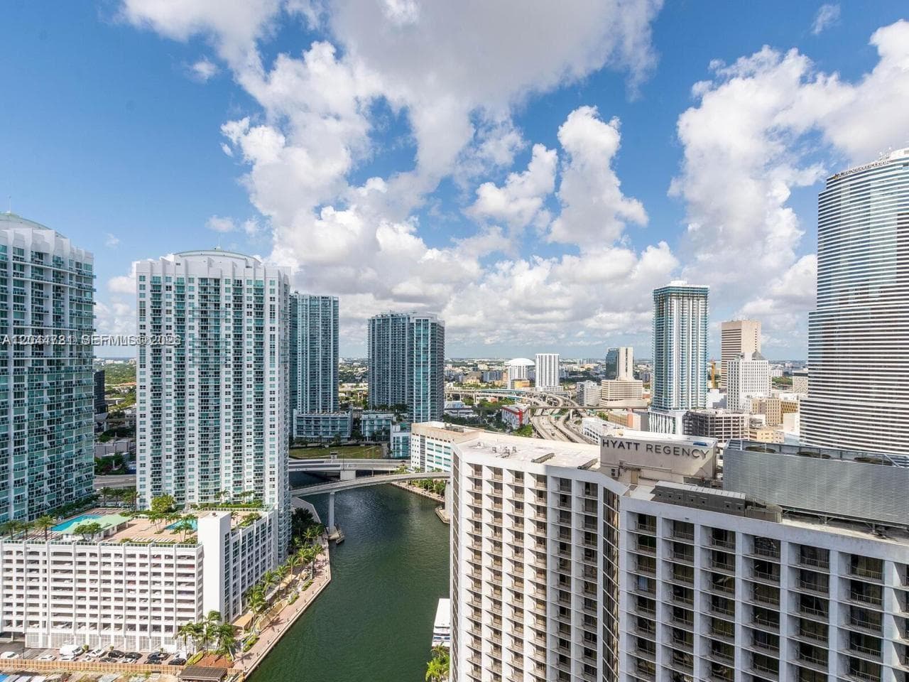 200 Biscayne Boulevard Way # 3102, Miami, FL 33131 photo 4