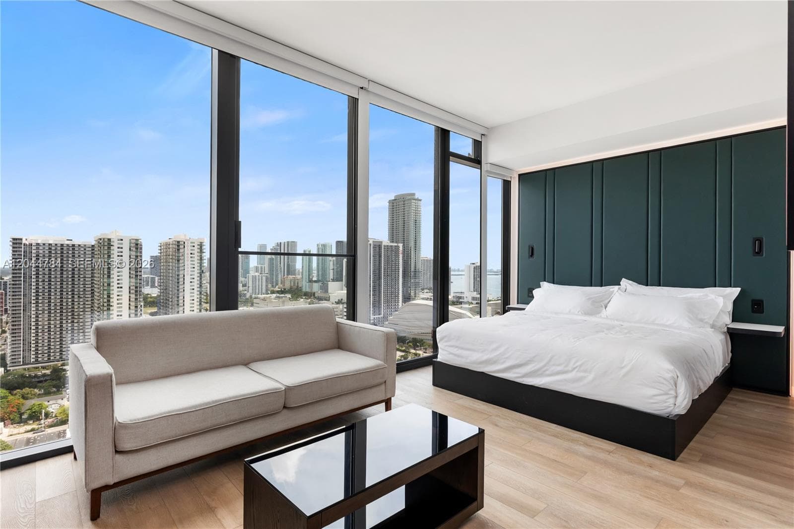 20 NE 11th # 2905, Miami, FL 33132