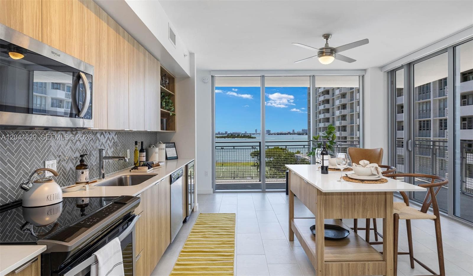 2150 N Bayshore Dr # 1602, Miami, FL 33137
