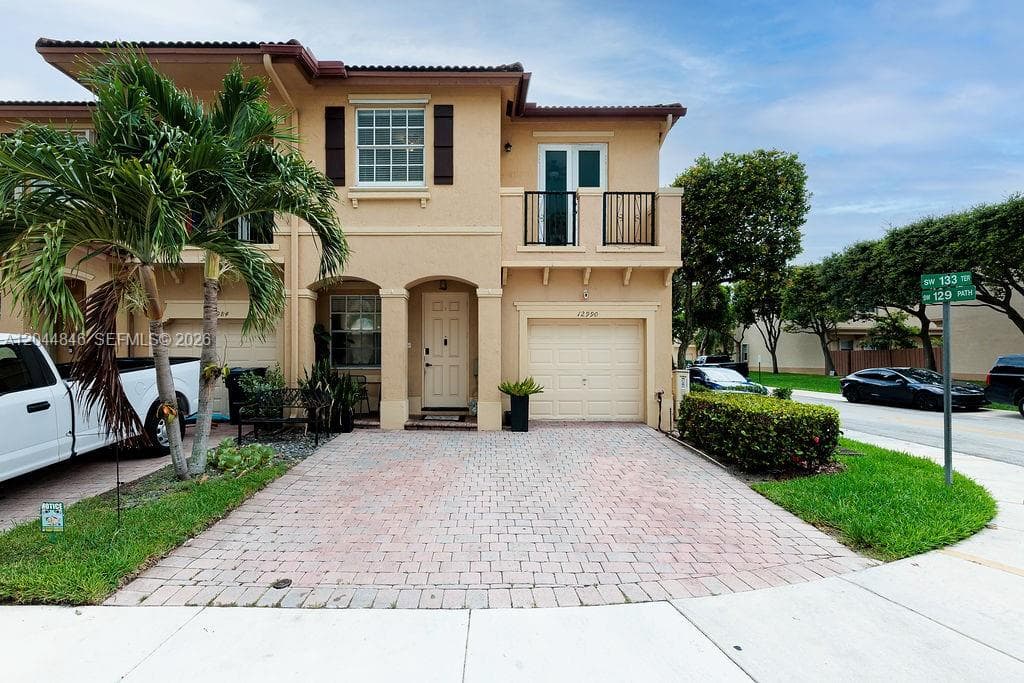 12990 SW 133rd Ter, Miami, FL 33186