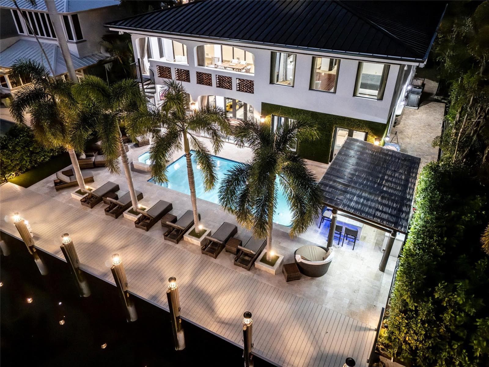 2430 Castilla Isle, Fort Lauderdale, FL 33301 photo 2