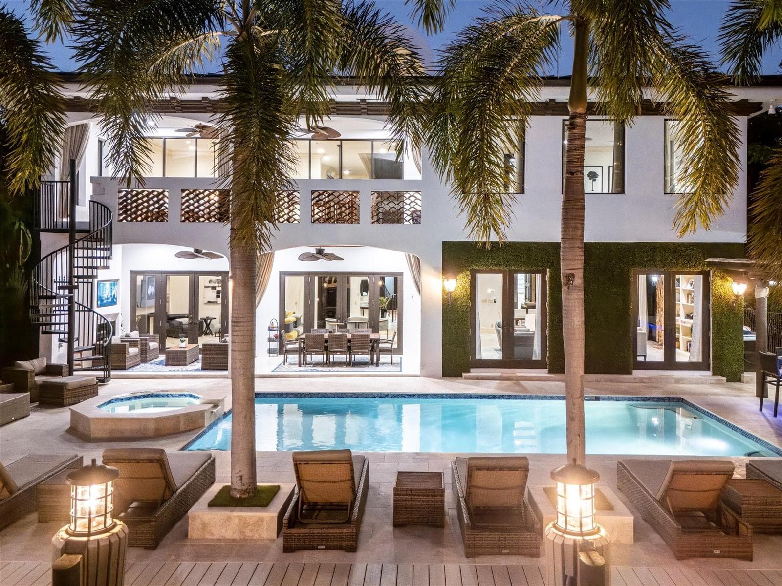 2430 Castilla Isle, Fort Lauderdale, FL 33301 photo 4