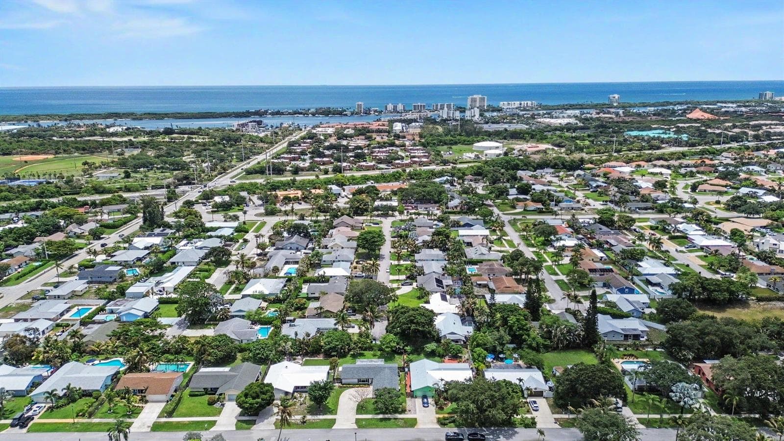126 Chapel Lane, Tequesta, FL 33469 photo 3