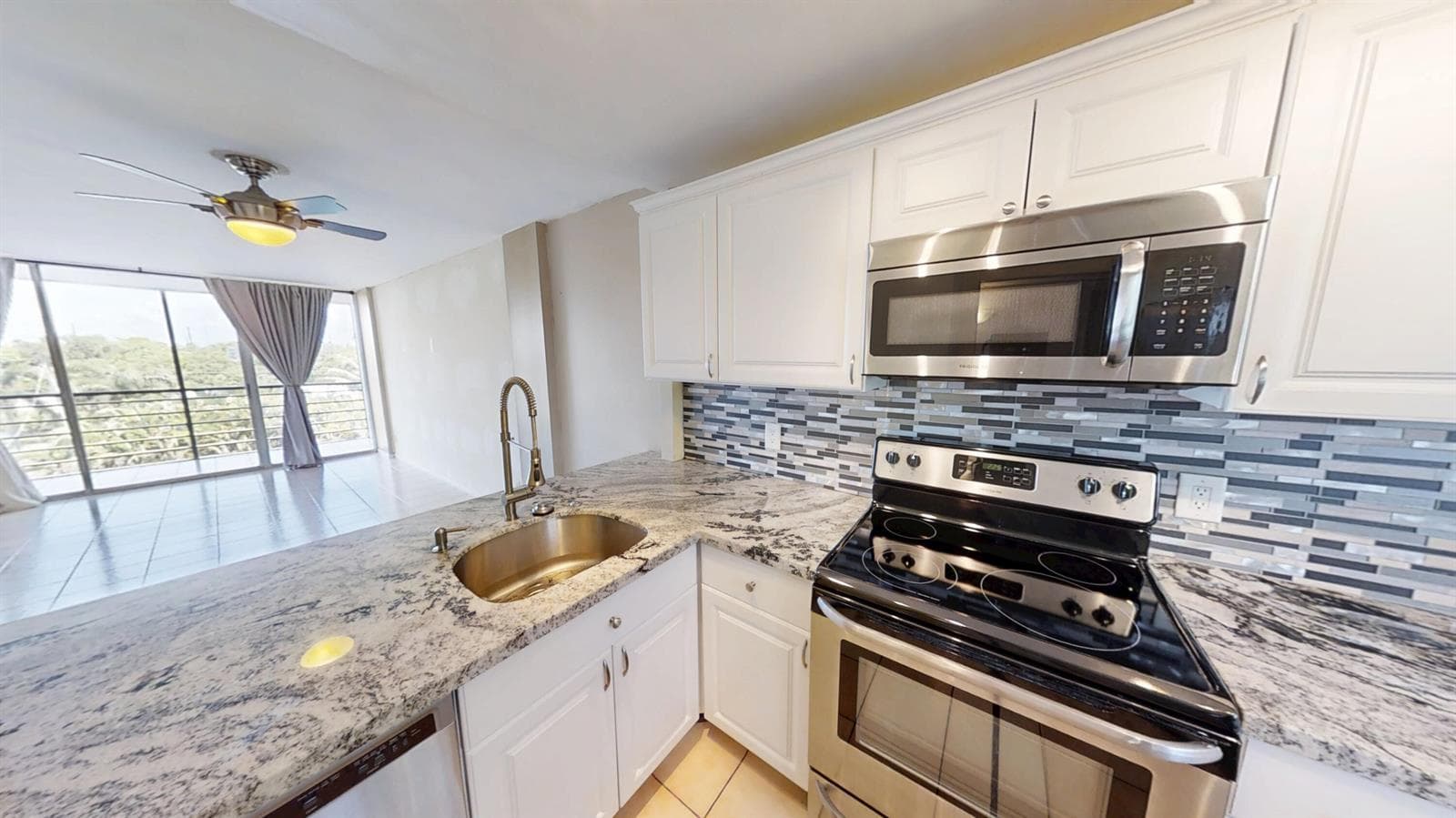 108 Royal Park Drive # Unit 4E, Oakland Park, FL 33309