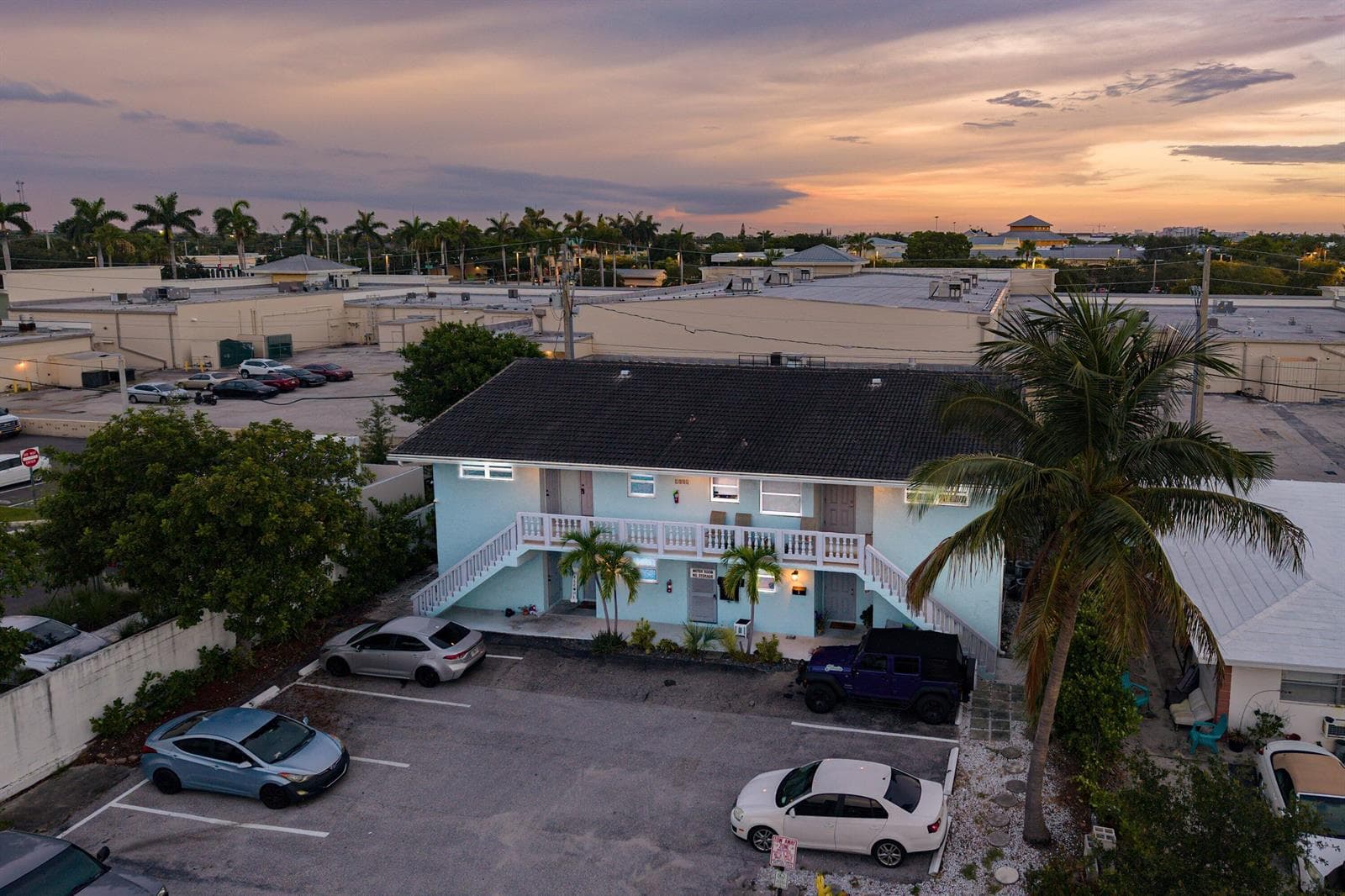 1001 SE 3rd Street, Deerfield Beach, FL 33441 photo 2