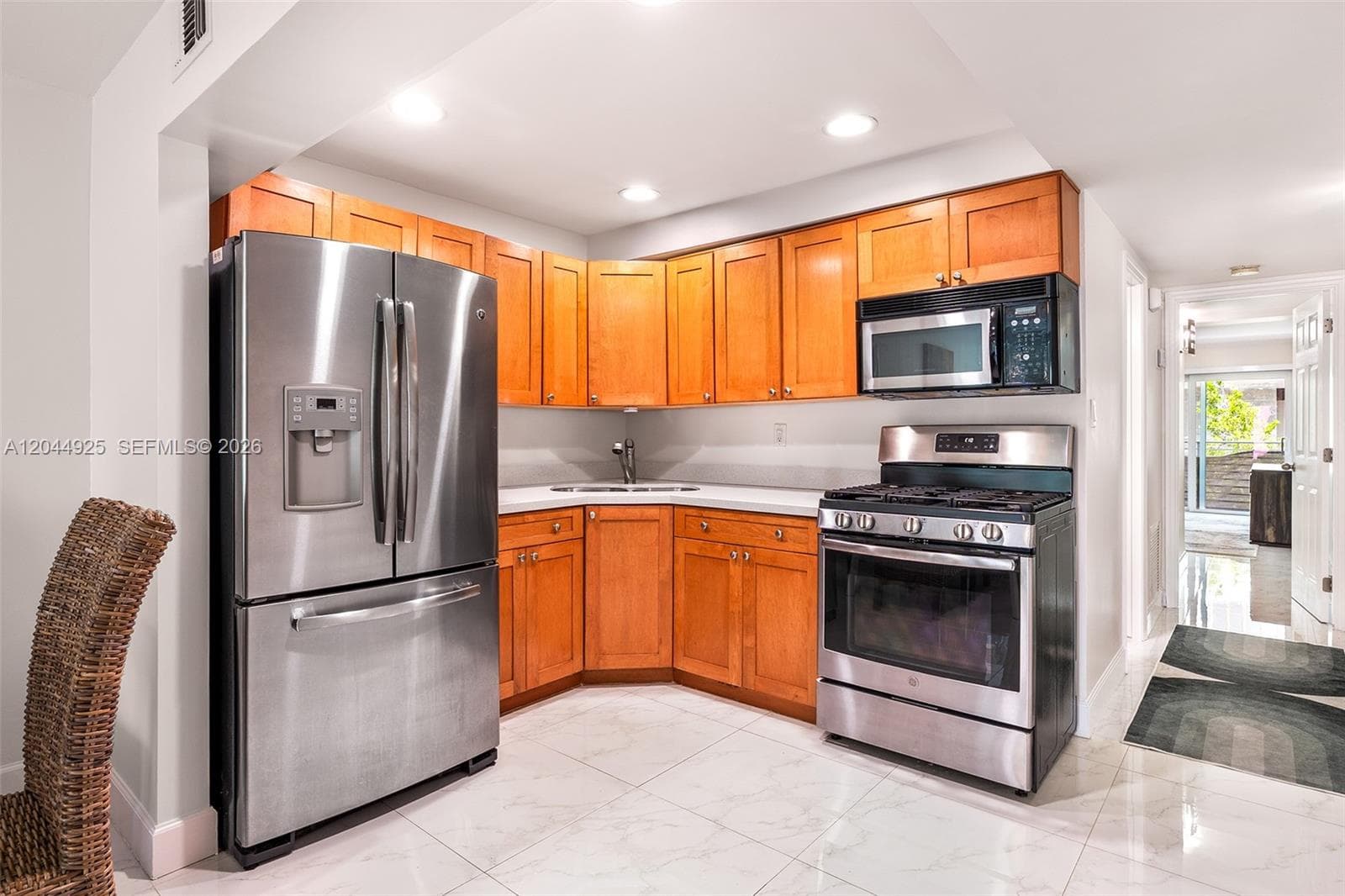 405 N Hibiscus Dr # 204, Miami Beach, FL 33139 photo 5
