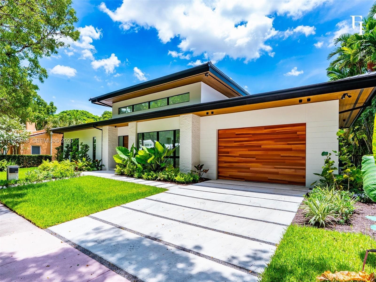 1111 Alberca St, Coral Gables, FL 33134 photo 4