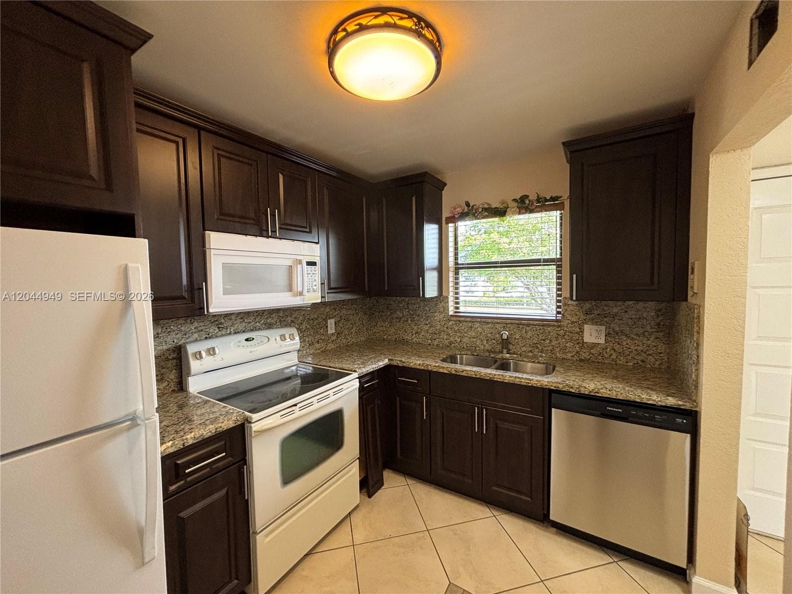 21909 Lake Forest Cir # 205, Boca Raton, FL 33433