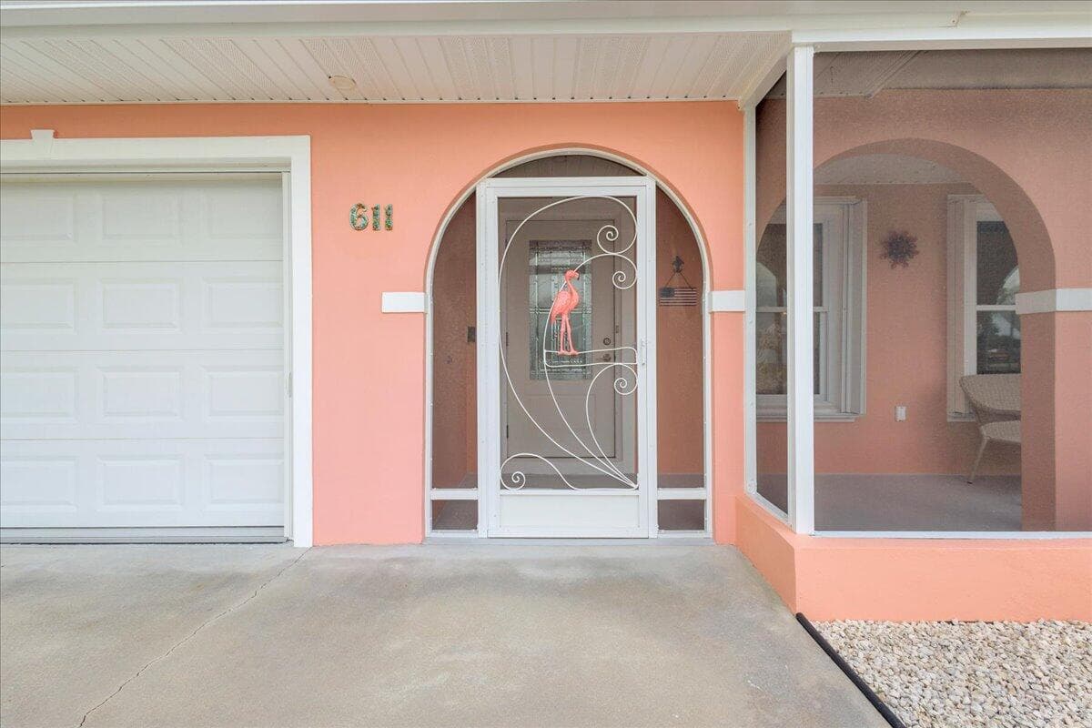 611 SE Harborview Drive, Port St. Lucie, FL 34983 photo 5