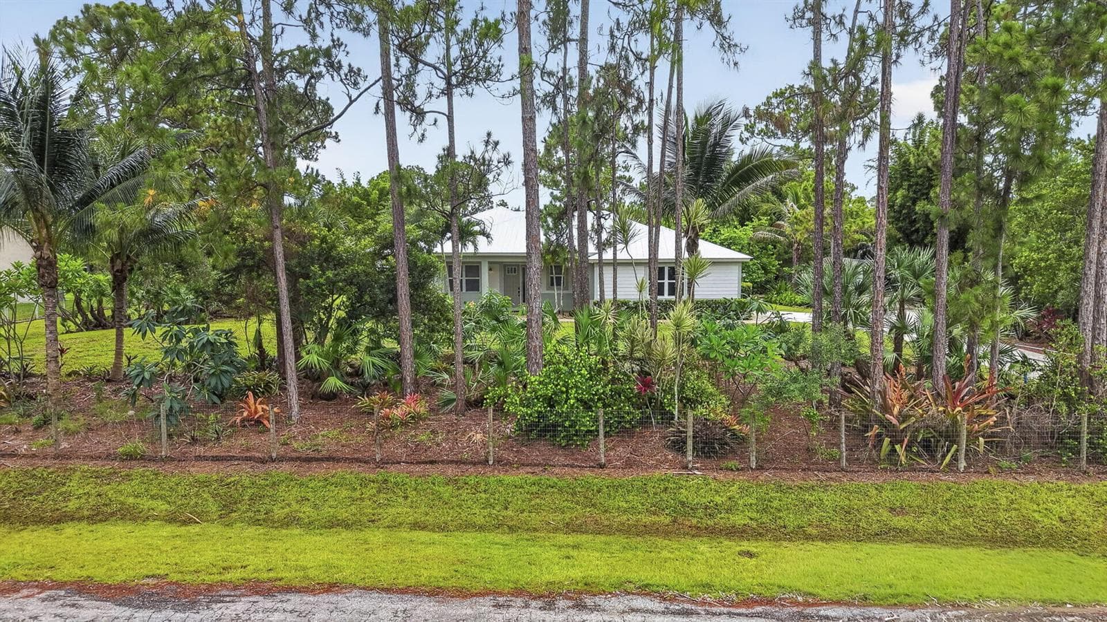 18842 93rd Road N, FL 33470 photo 4
