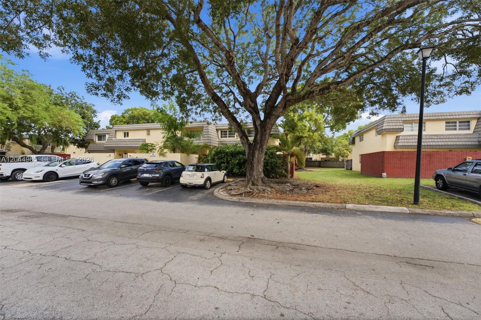8489 SW 137th Ave # 8489, Miami, FL 33183 photo 2