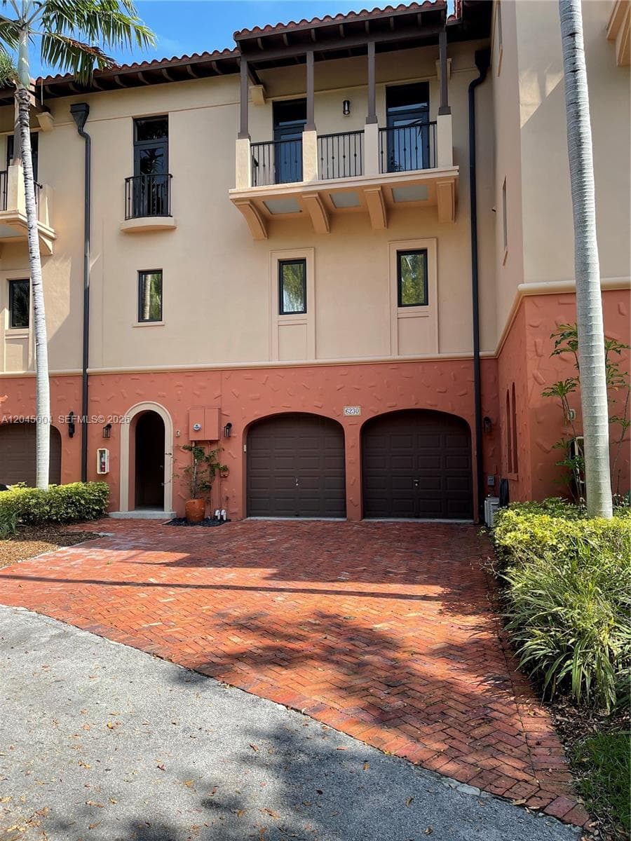 6230 Paradise Point Dr # 6230, Palmetto Bay, FL 33157
