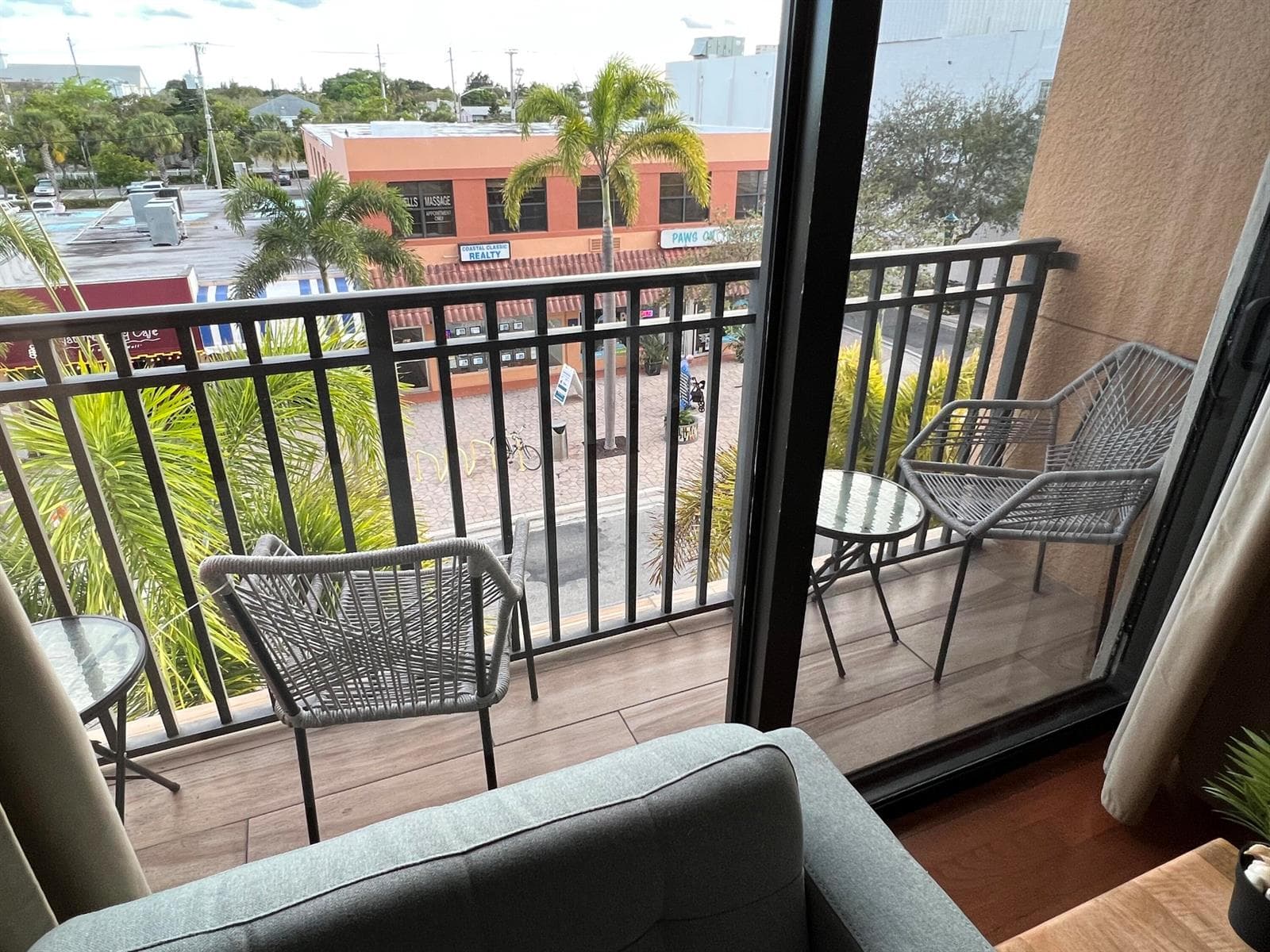 511 Lucerne Avenue # 316, FL 33460 photo 2