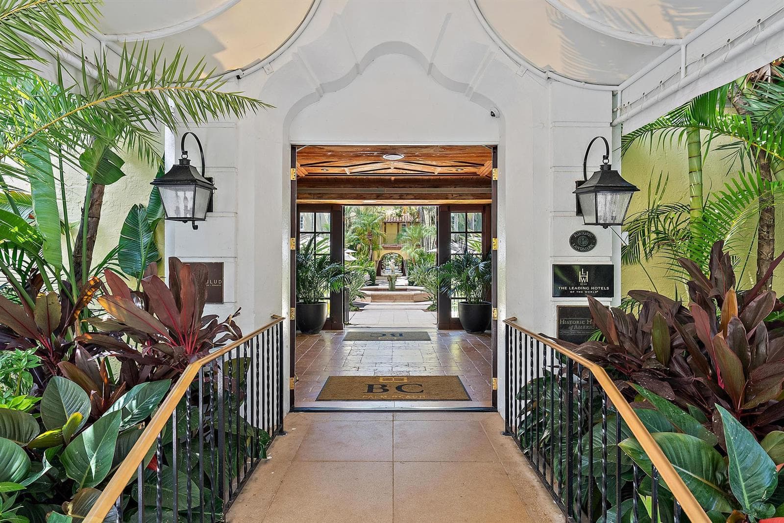 301 Australian Avenue # 301, Palm Beach, FL 33480