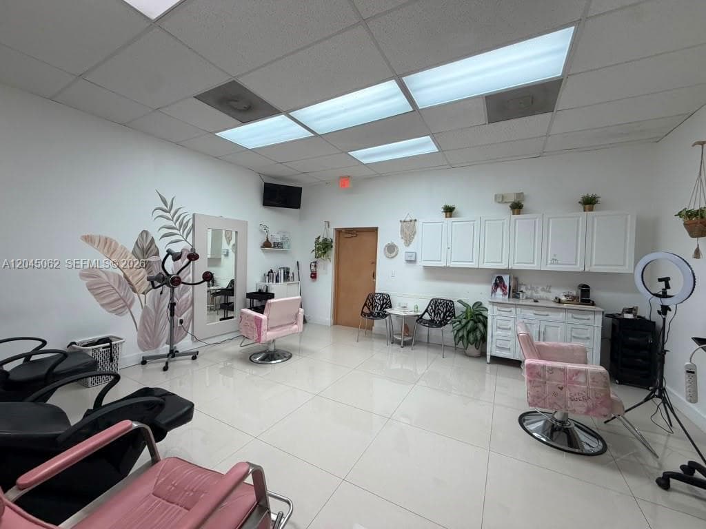 10465 SW 40th St, Miami, FL 33165 photo 3