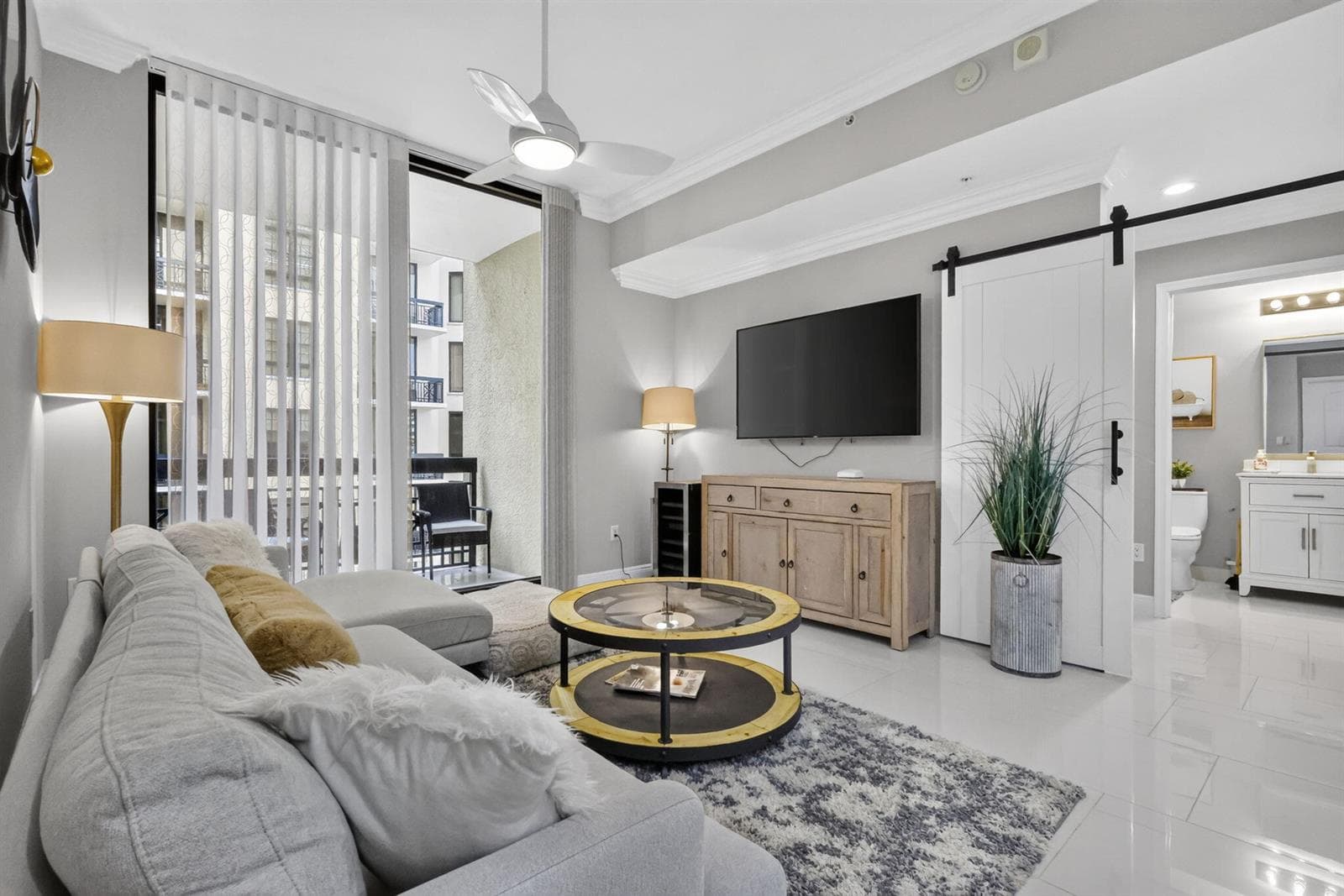 701 S Olive Avenue # 1205, West Palm Beach, FL 33401 photo 2