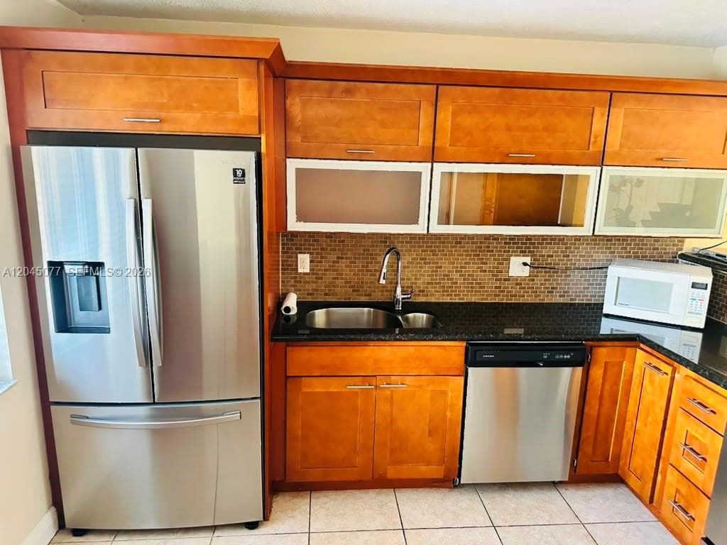 197 Lakeview Dr # 105, Weston, FL 33326 photo 5