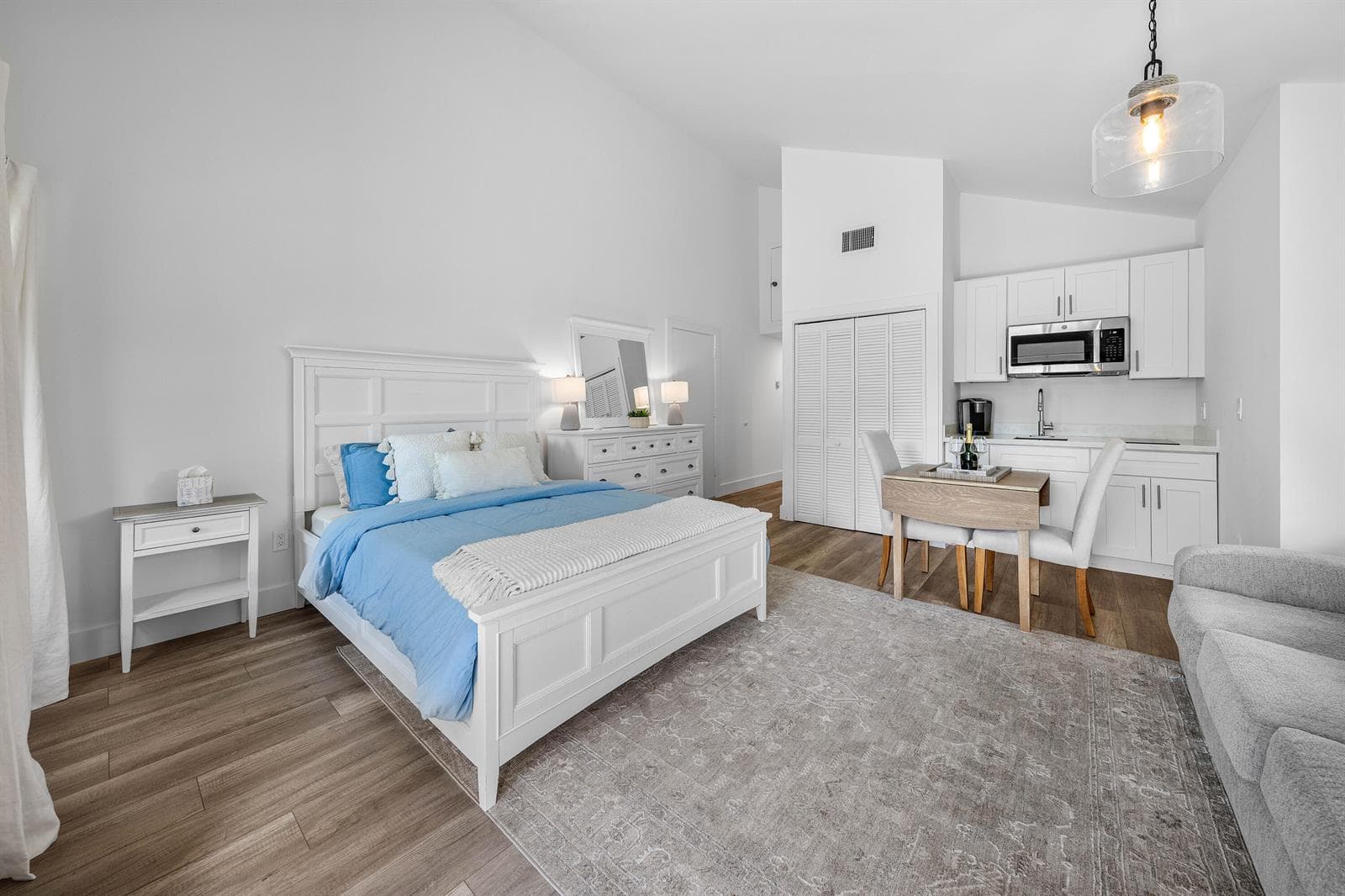 11863 Wimbledon Circle # 504, Wellington, FL 33414