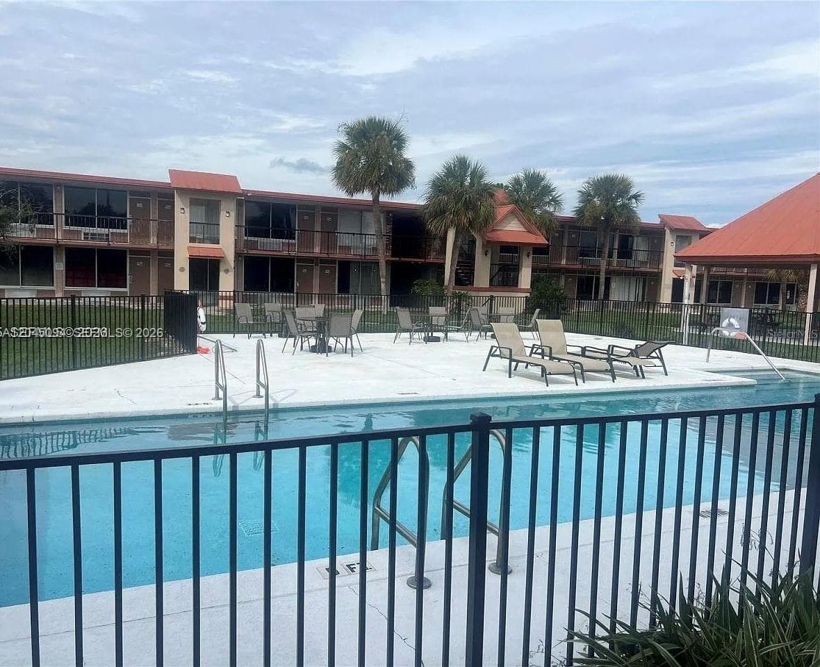 43420 highway 27 # 324, Davenport, FL 33837