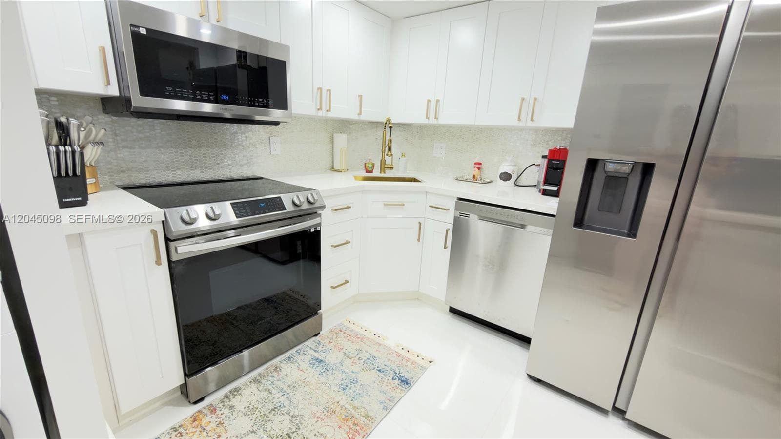 2333 Brickell Ave # 614, Miami, FL 33129 photo 2