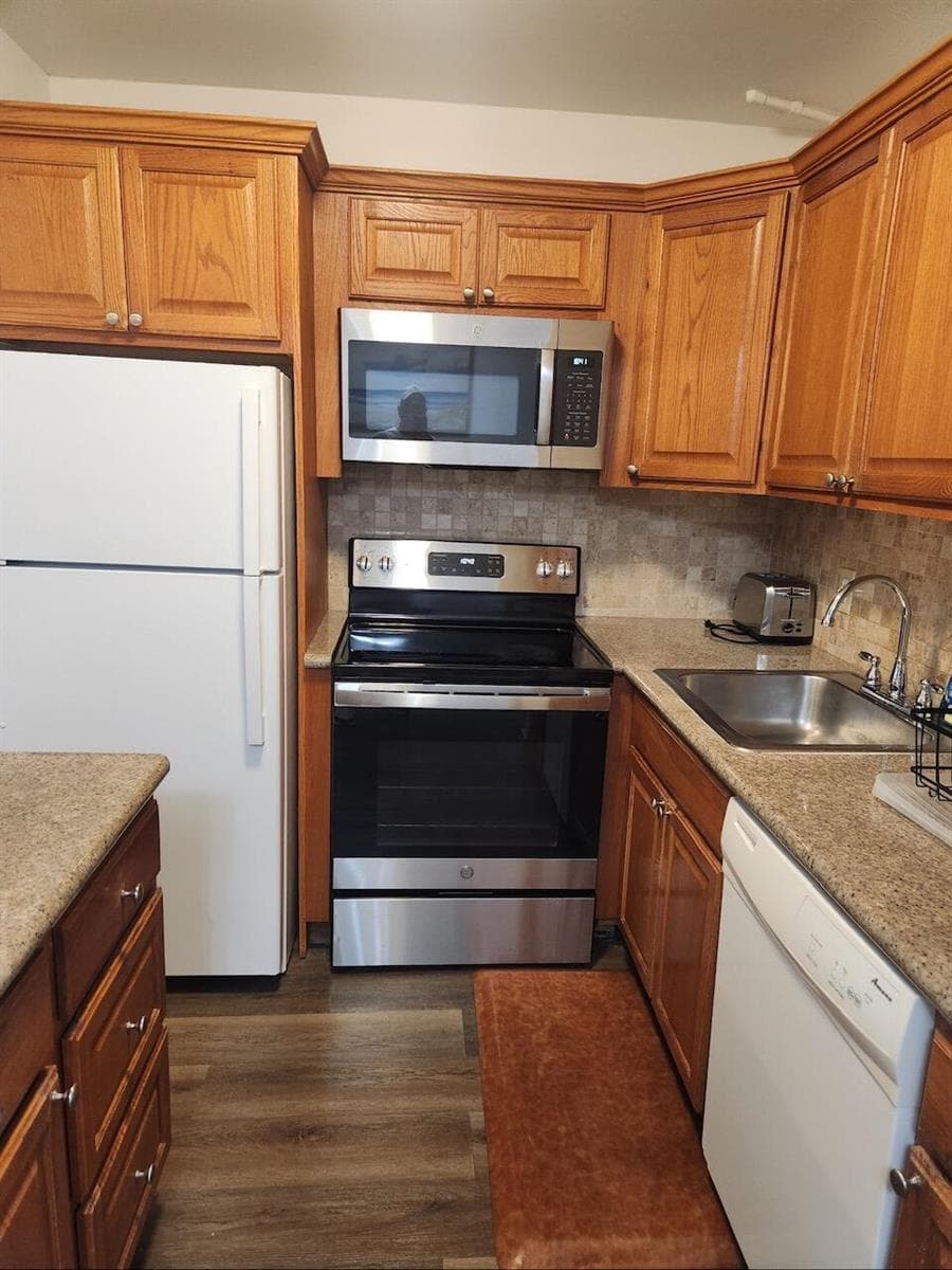 102 Westbury E # 102, Deerfield Beach, FL 33442 photo 5