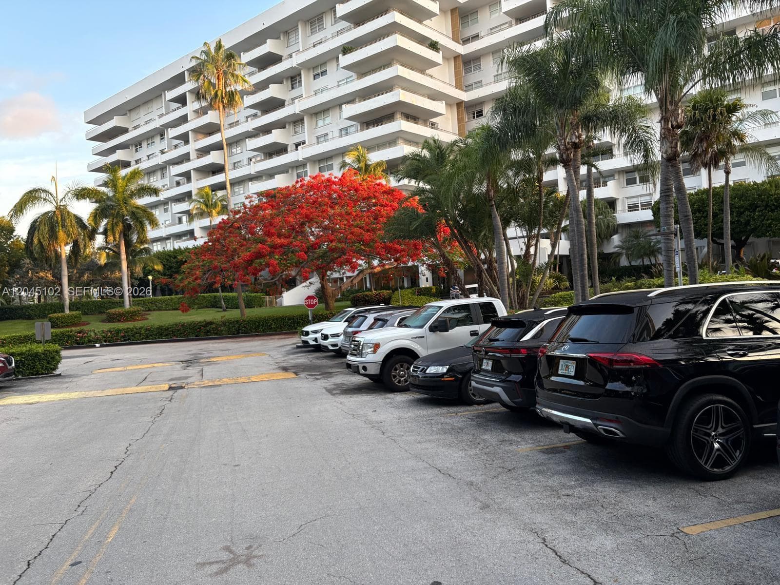 199 Ocean Lane Dr # 113, Key Biscayne, FL 33149