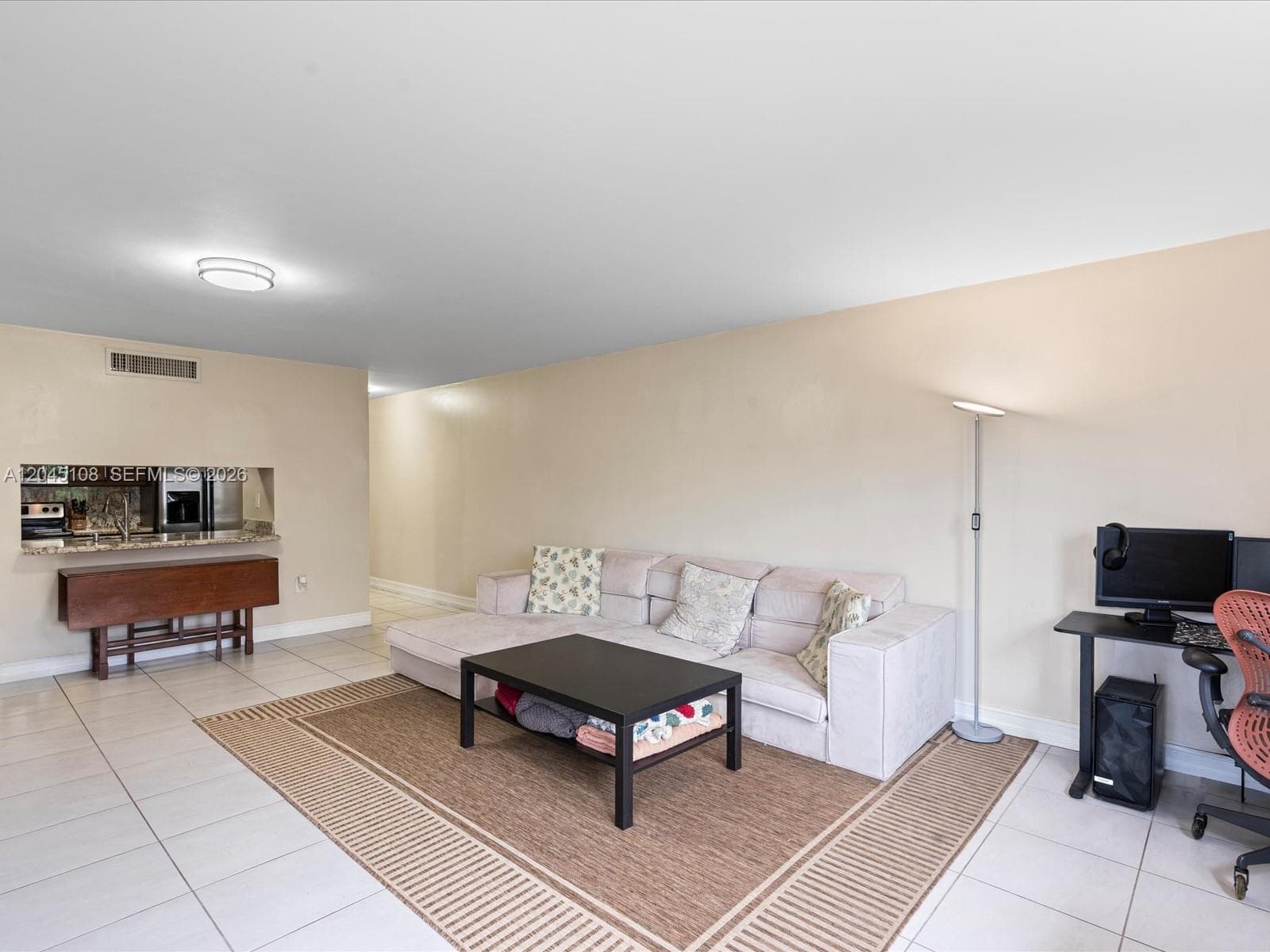 571 NW 107th Ave # 107, Miami, FL 33172 photo 4