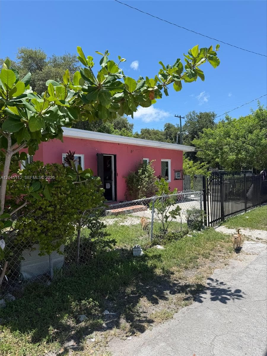 157 NE 64th Ter, Miami, FL 33138 photo 4