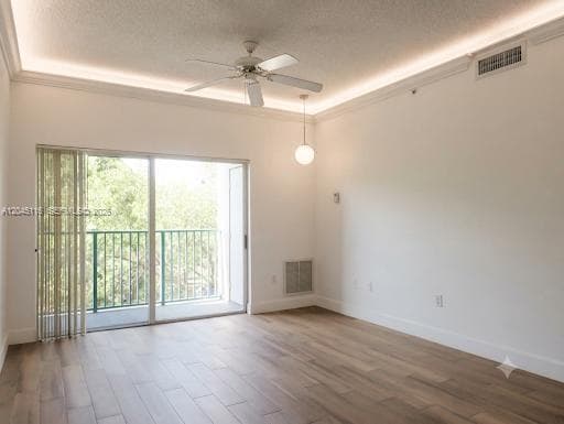 6001 SW 70th St # 355, South Miami, FL 33143 photo 3