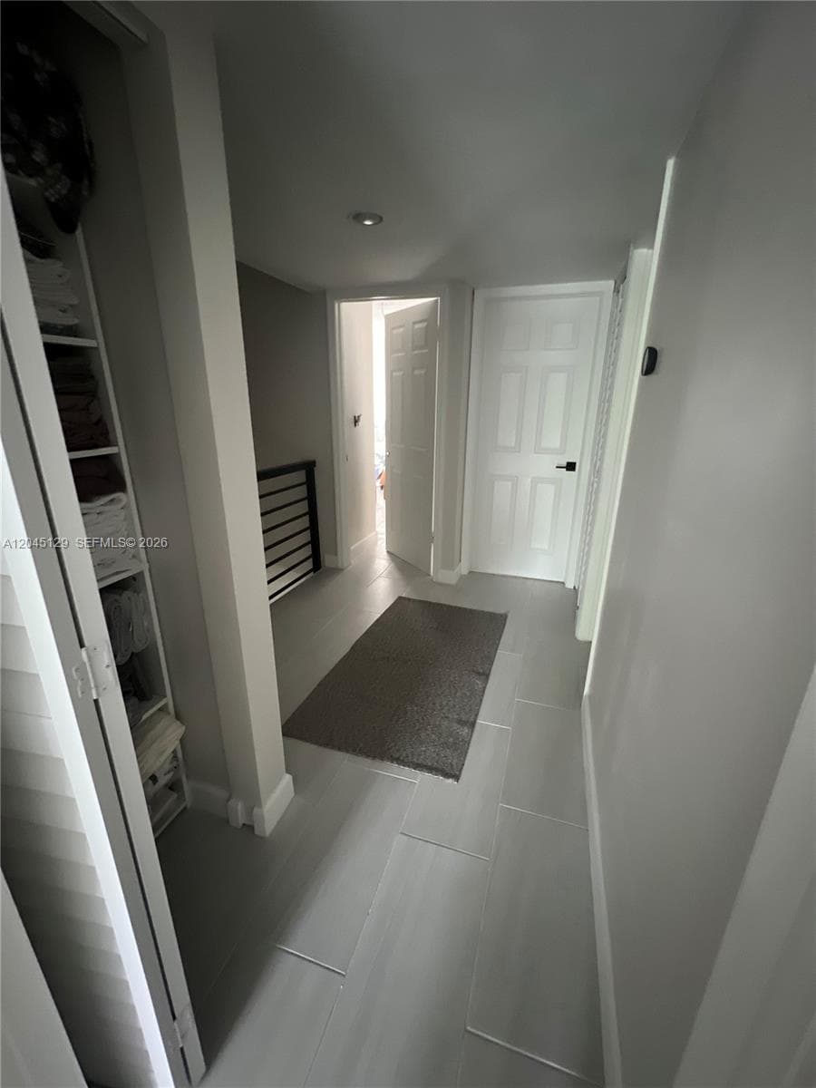 8985 Palm Tree Ln # 8985, Pembroke Pines, FL 33024 photo 4
