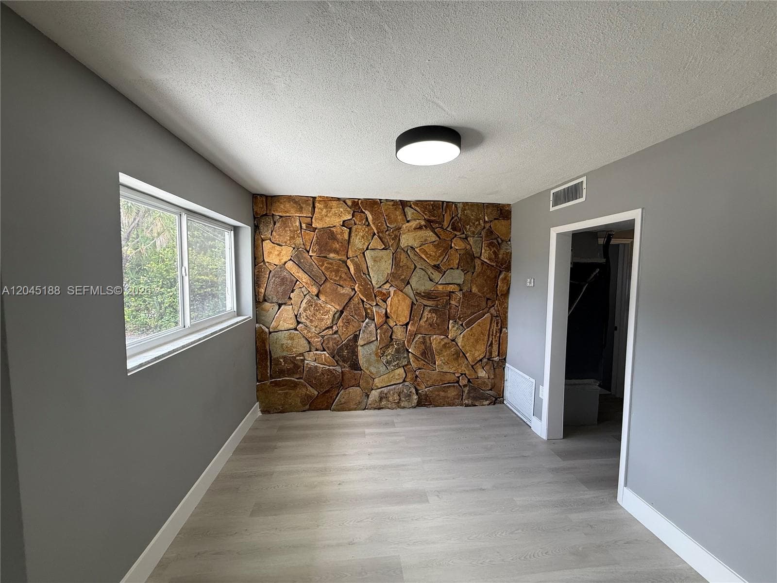 17880 NE 13th Ave, North Miami Beach, FL 33162 photo 4