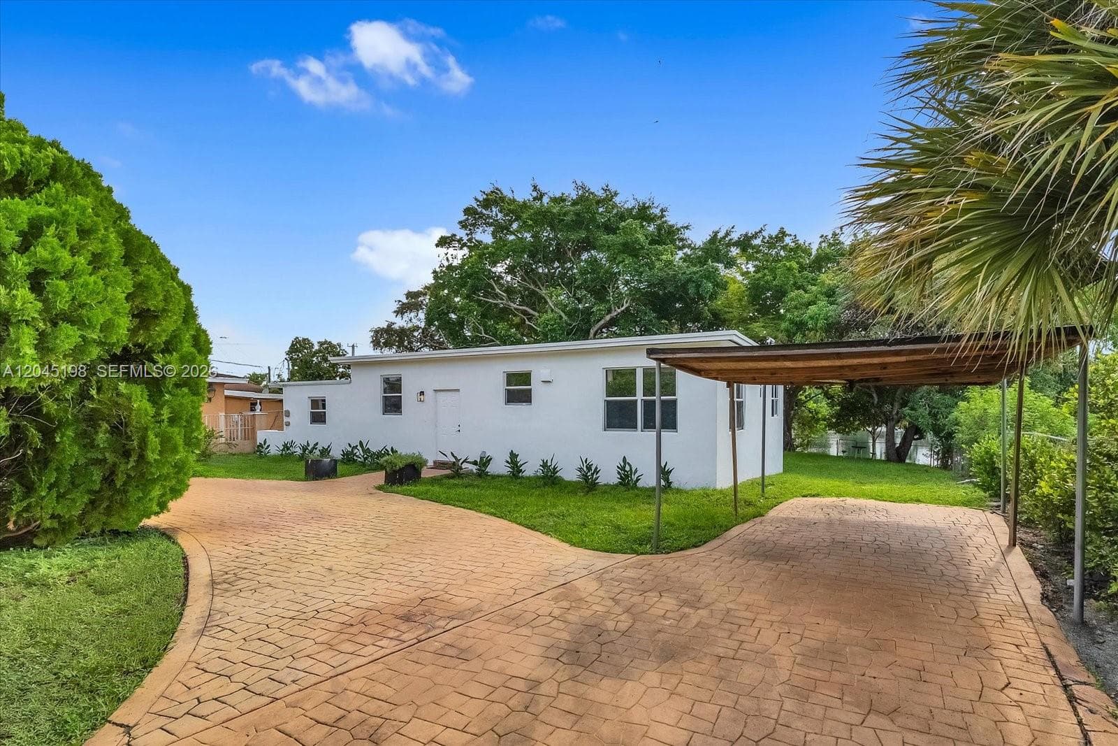 13415 NW 22nd Ave, Miami, FL 33167 photo 3