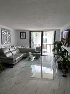 9686 Fontainebleau Blvd # 504, Miami, FL 33172 photo 3