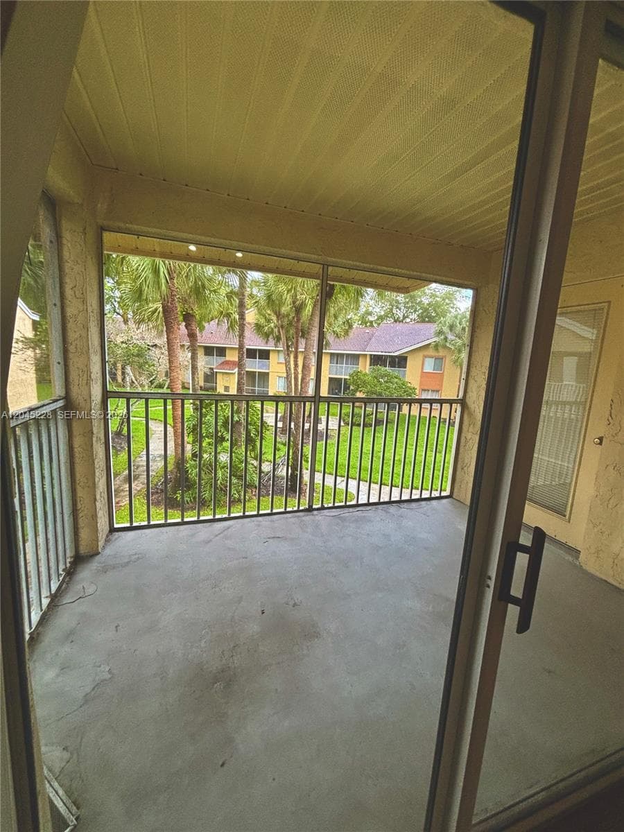 1040 Coral Club Dr # 1040, Coral Springs, FL 33071 photo 5